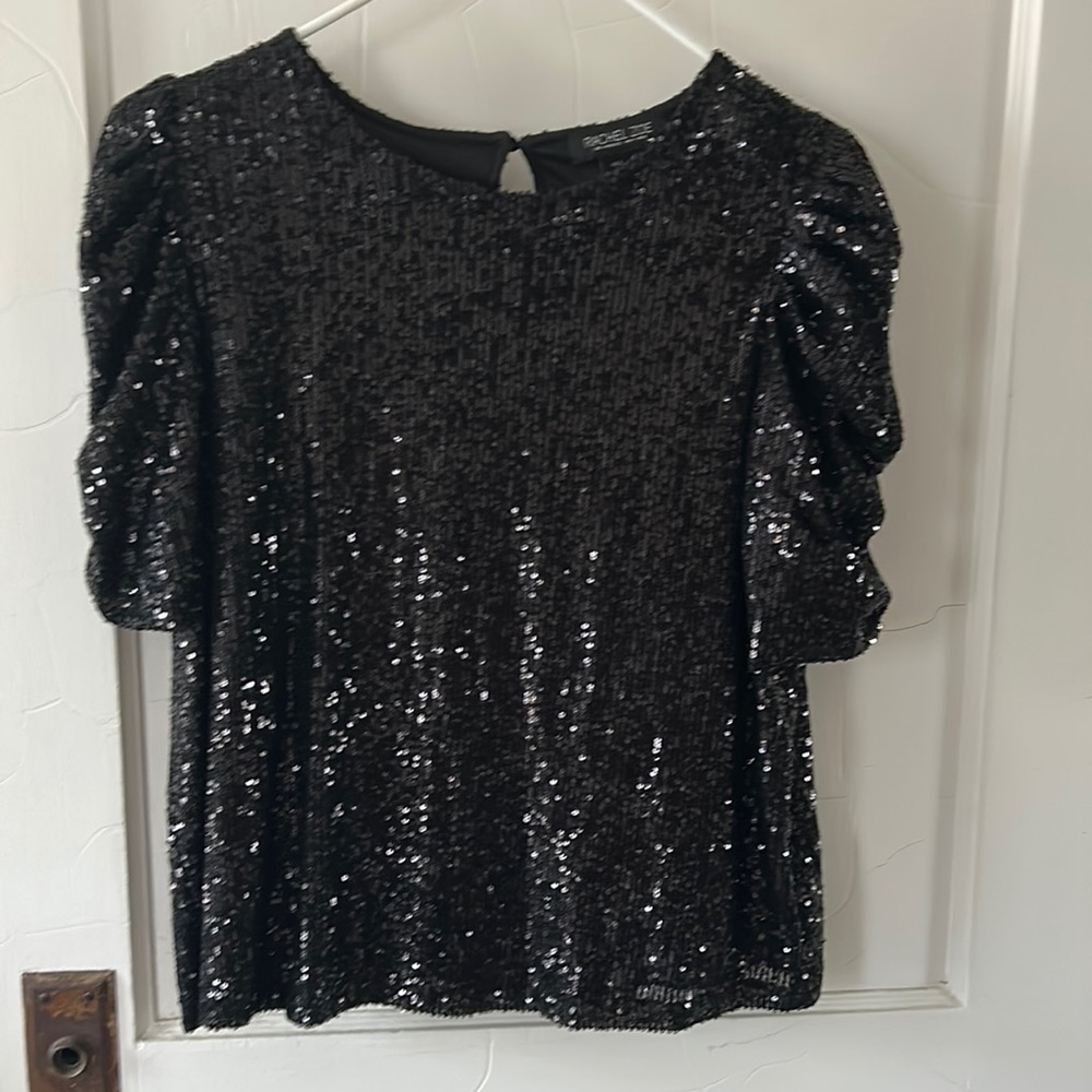 Sequence black short sleeve size L